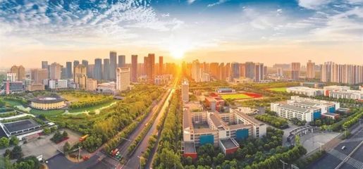 壯麗70年 戰(zhàn)略性新興產(chǎn)業(yè)集群為合肥高質(zhì)量發(fā)展注入強(qiáng)勁動(dòng)力