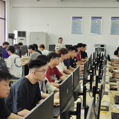 機(jī)電工程學(xué)院成功舉辦2024年上半年“1+X”機(jī)械產(chǎn)品三維模型設(shè)計(jì)證書(shū)考試與計(jì)算機(jī)技術(shù)培訓(xùn)